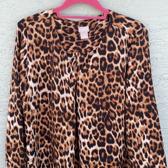 CHICO'S Womens 2 (12/14) Top Tunic Animal Cheetah Print Front Pleat - Picture 3 of 10